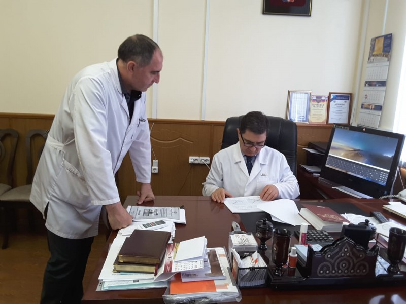 Врачи  Республиканской  клинической больницы -центра специализированной экстренной медицинской помощи выполняют  редкие и сложные операции