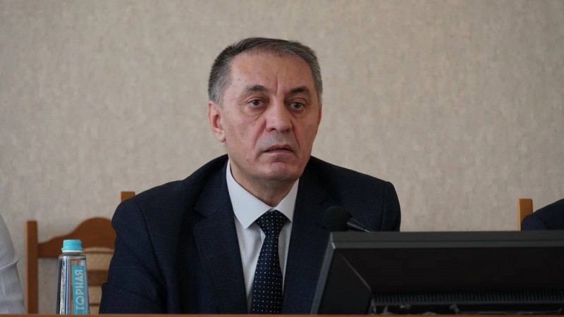 На прошедшем в Минздраве РД совещании с главными врачами медицинских организаций Дагестана по поводу снижения кредиторской задолженности - Файл 5