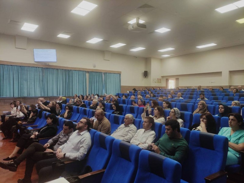 В эти минуты в Махачкале проходит образовательный семинар - Файл 2