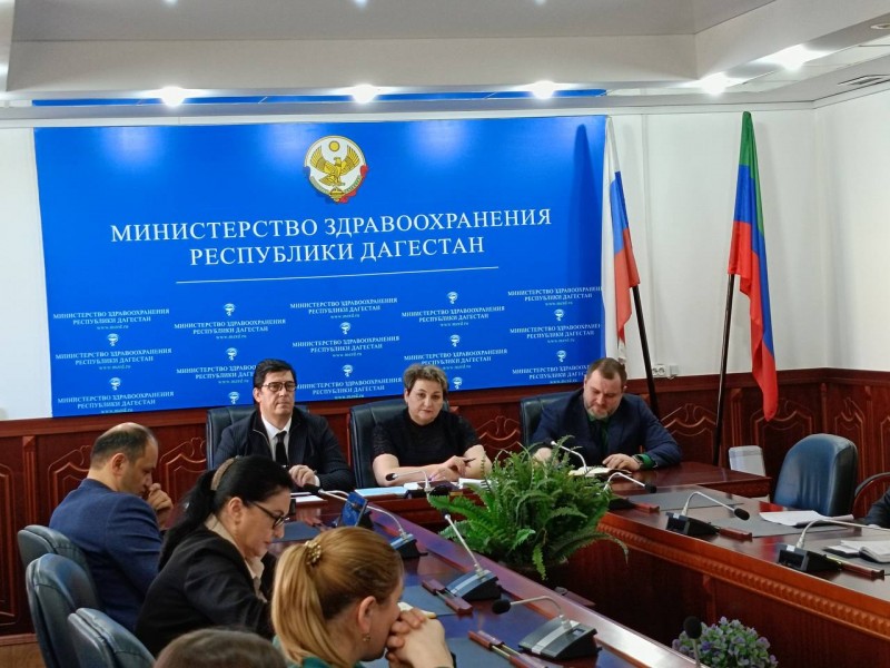 На прошедшем вчера селекторном совещании Минздрава России с регионами продолжили мониторинг планов реализации национального проекта «Здравоохранение» - Файл 1