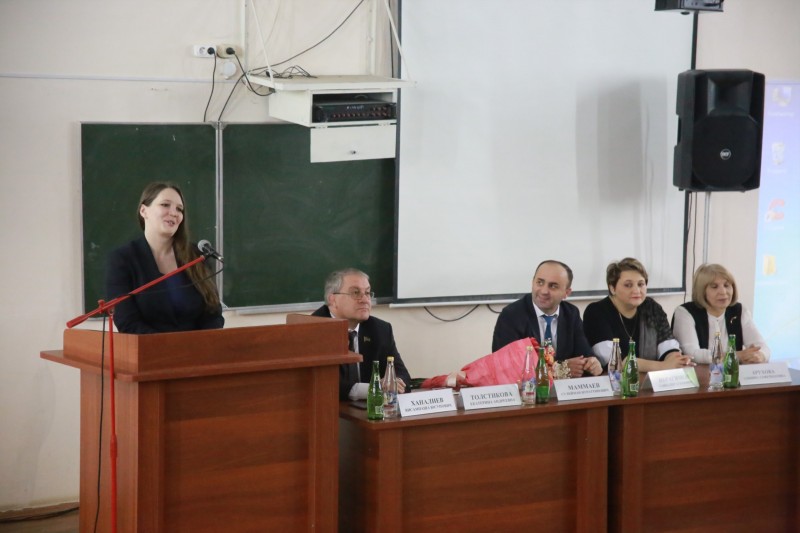 Начальник управления оказания медицинский помощи населению Минздрава РД Татьяна Беляева побывала на Дне открытых дверей ДГМУ - Файл 5