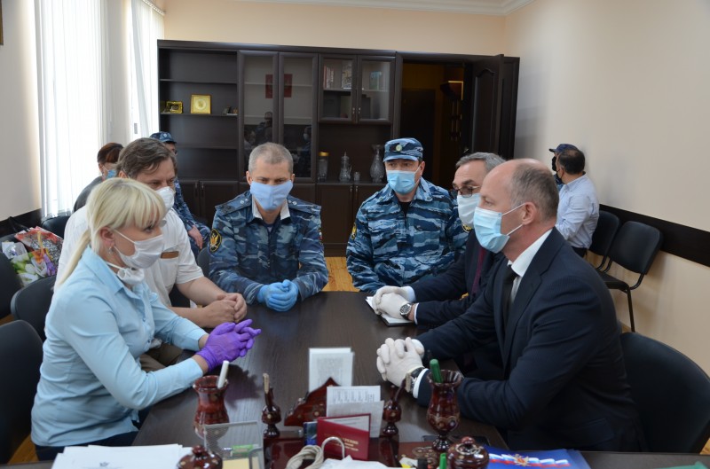 Виктор Фисенко и Джамалудин Гаджиибрагимов посетили исправительную  колонию  № 2