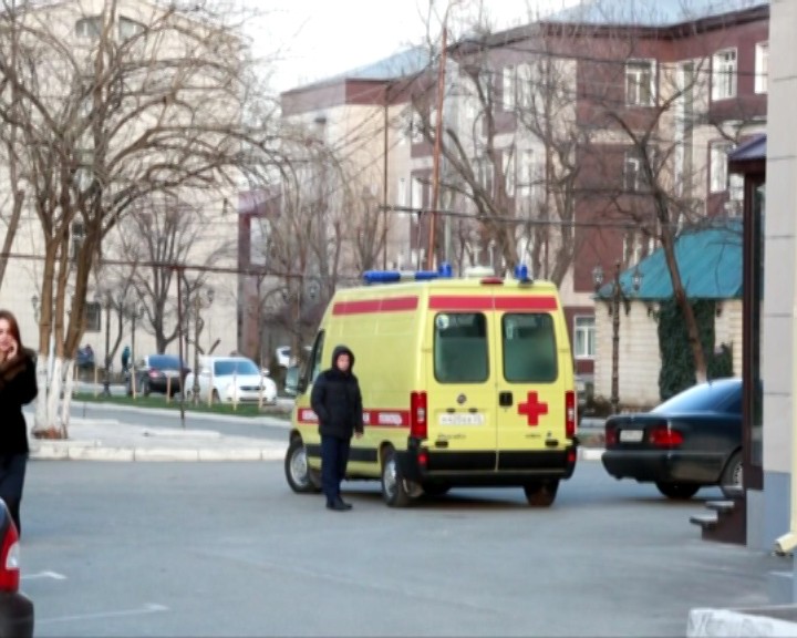 Экстренная помощь пострадавшим в ДТП между Махачкалой и Хасавюртом