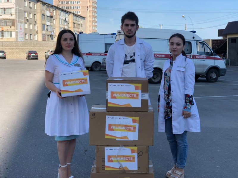Проект ОНФ «Регион заботы» передал кислородные концентраторы городской клинической больнице Махачкалы - Файл 2