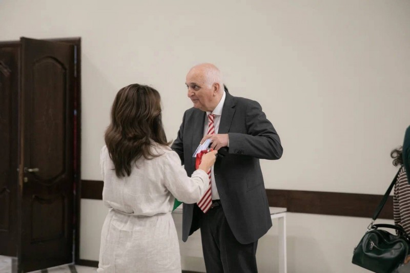 23-24 сентября в г.Махачкала прошла Первая Всероссийская научно-практическая конференция "Эндоваскулярная хирургия при венозной патологии" - Файл 3