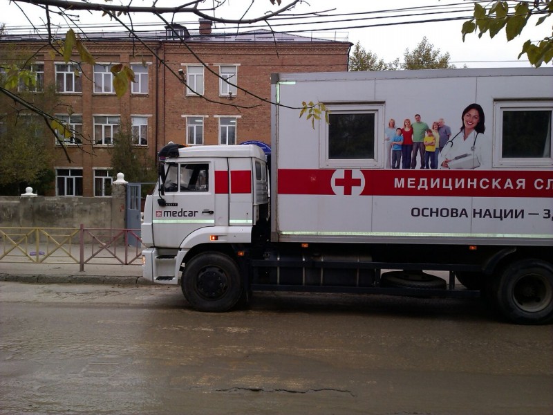Мобильные пункты добровольной вакцинации развернуты в Махачкале
