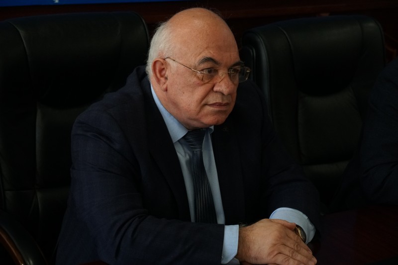 Общественный совет при Минздраве РД возглавил  сопредседатель Общероссийского народного фронта Ильман Алипулатов - Файл 4