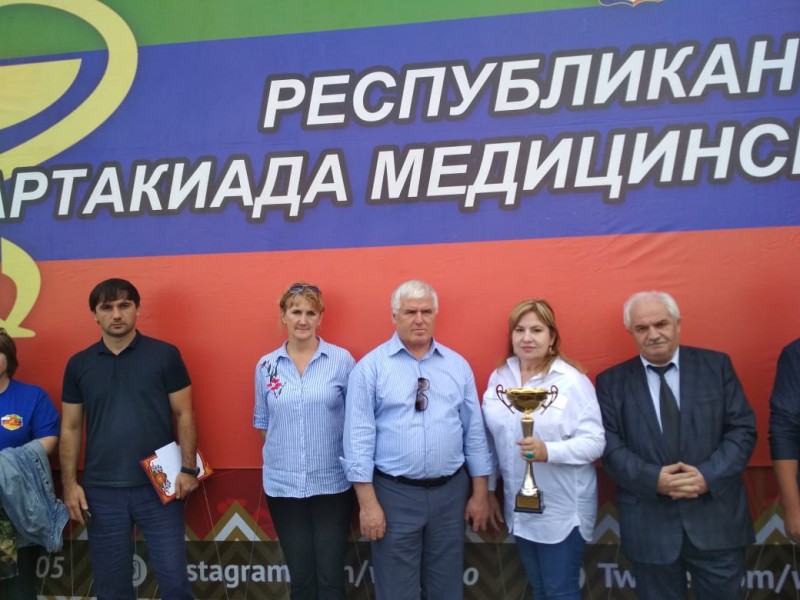 Махачкалинская зона завоевала первое место на Спартакиаде медработников