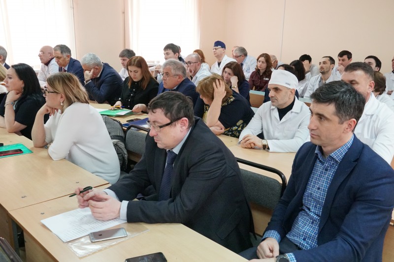 Итоги деятельности Республиканской клинической больницы -Центр специализированной экстренной медицинской помощи  подвели на коллегии Минздрава РД - Файл 4