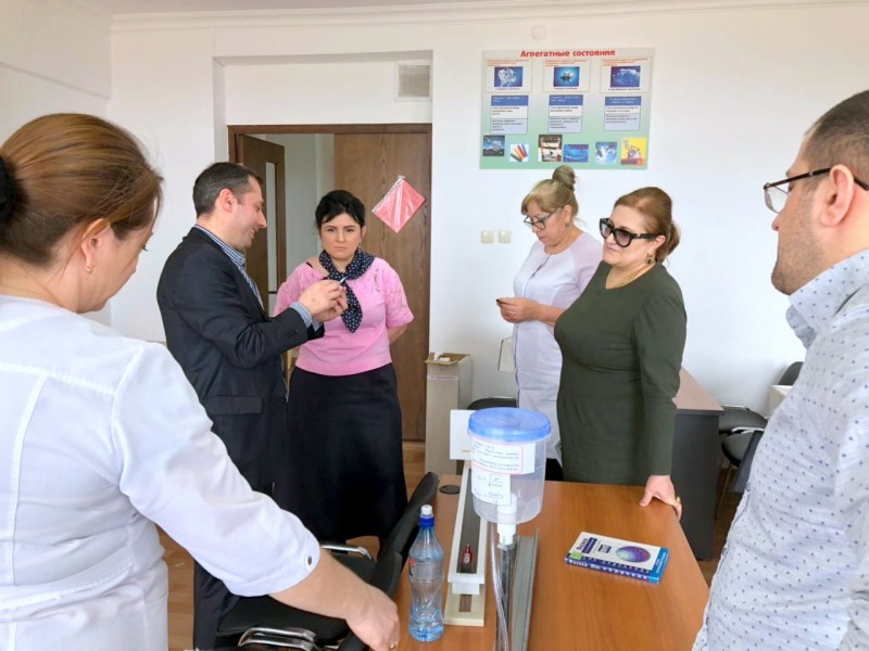 Комплект лабораторного оборудования получил  Дербентский медицинский колледж - Файл 1