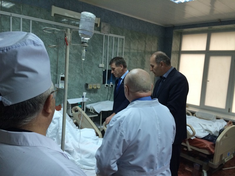 Танка Ибрагимов в рабочей поездке посетил районные лечебные учреждения