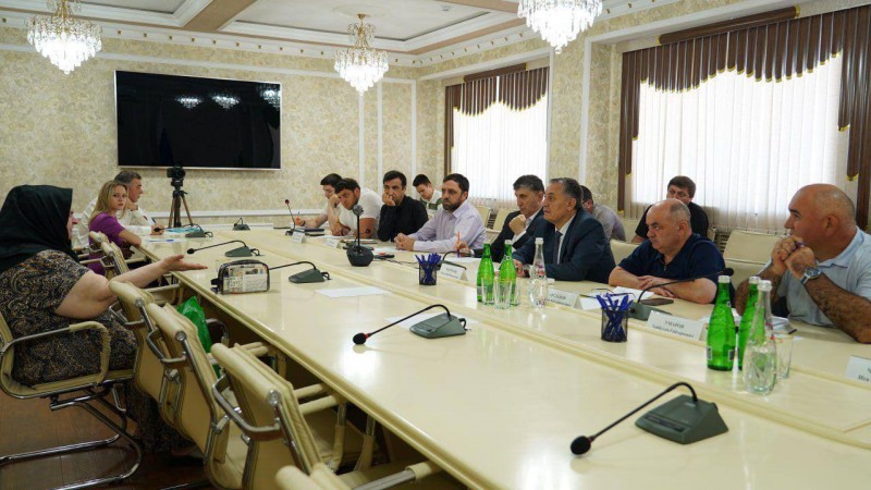 Заместитель Председателя Правительства РД Абдурахман Махмудов провел прием граждан в Хасавюрте - Файл 9