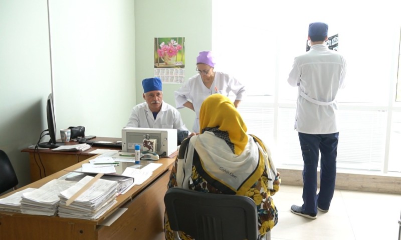 Порядка 100 человек прошли обследования в рамках дня открытых дверей в онкоцентре - Файл 2