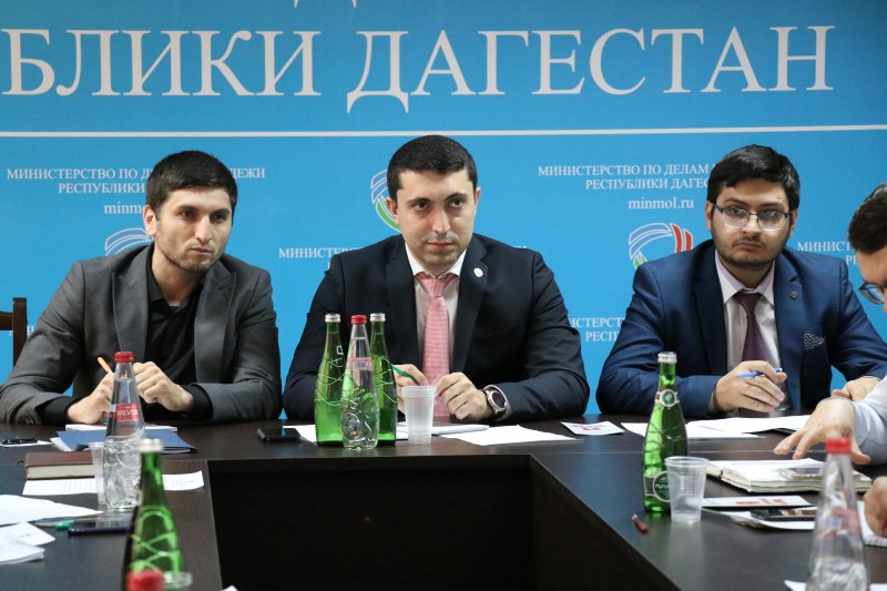 Главный педиатр Минздрава РД приняла участие в работе круглого стола по профилактике асоциальных проявлений среди молодежи - Файл 2