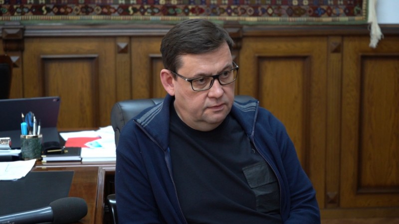 Заместитель Министра здравоохранения РФ Олег Гриднев о распространении коронавируса: «Это как радиация, его не чувствуешь, но люди болеют, умирают. И с этим нам надо бороться всем вместе!» - Файл 2
