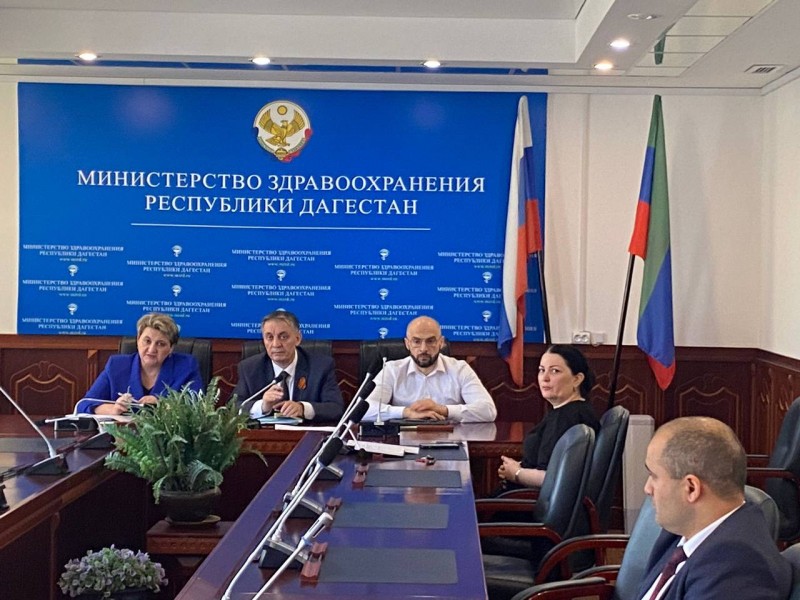 Абдурахман Махмудов поручил повысить эффективность работы по профилактическому обследованию населения