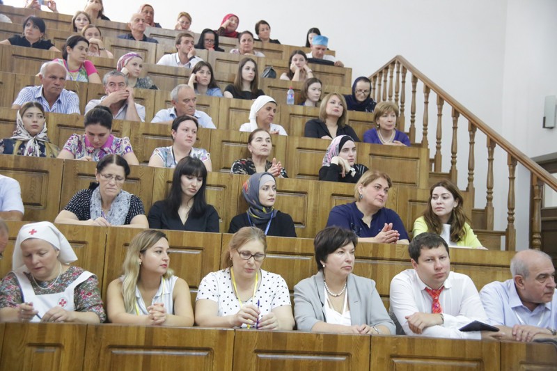 Мультидисциплинарный подход: конференция посвященная диагностике, лечению и  реабилитации больных с инсультом стартовала в Махачкале - Файл 3
