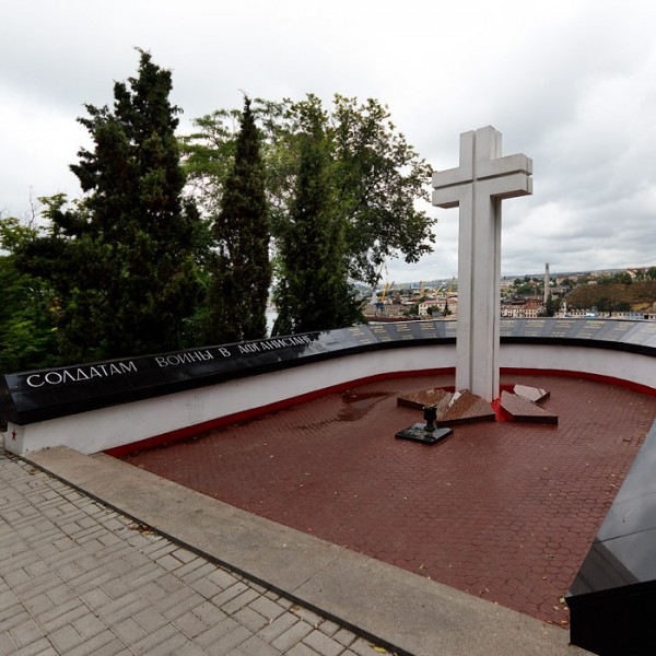 Памятник  воинам- горцам в городе Герое Севастополе