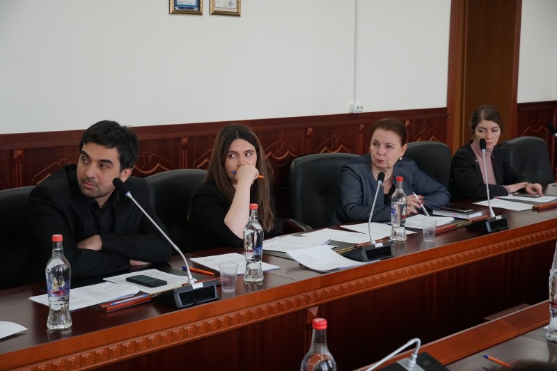 Минздрав РД объявит повторные конкурсы на  должности руководителей Буйнакского медучилища и Городской больницы №1 - Файл 3