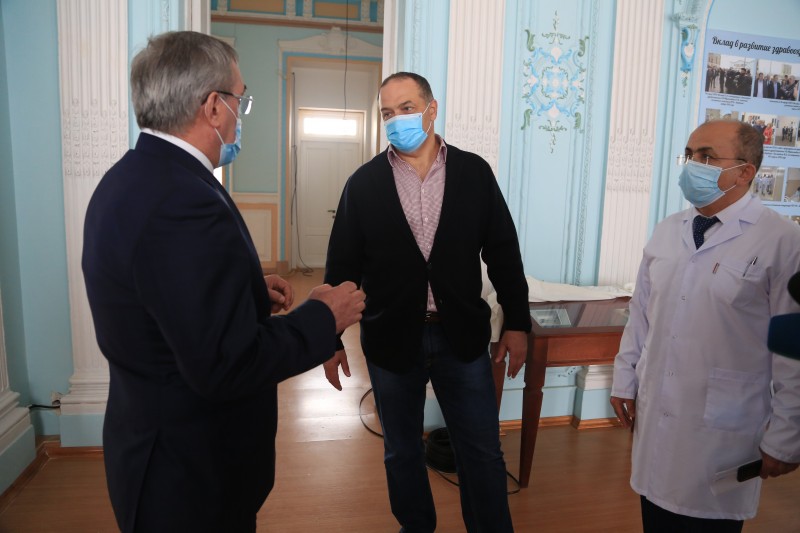 Врио Главы Дагестана Сергей Меликов посетил поликлинику № 1 Дербентской  ЦГБ - Файл 1