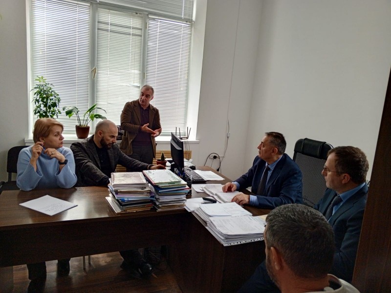 Вице-премьер Абдурахман Махмудов посетил поликлинику для взрослых в г. Каспийске