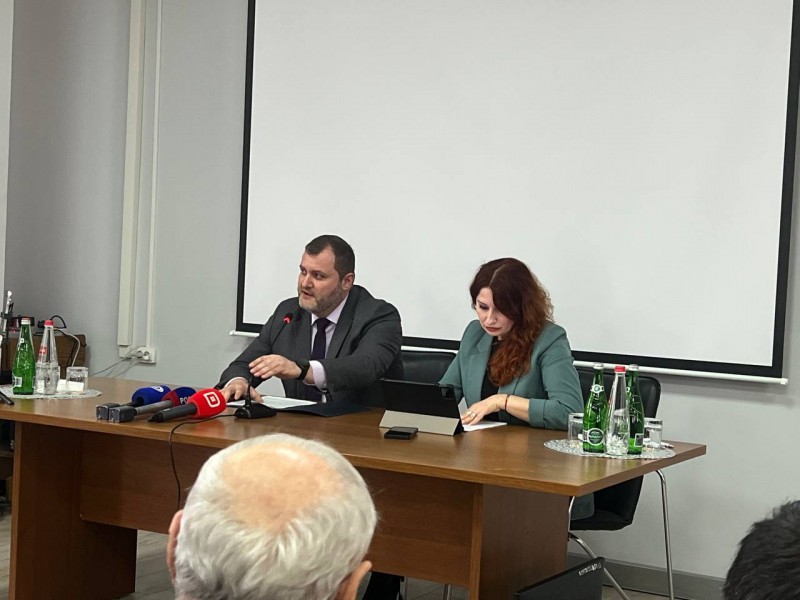 Пресс-конференция министра здравоохранения РД Ярослава Глазова - Файл 2
