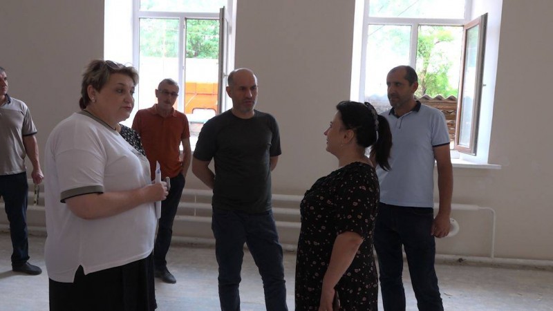 Татьяна Беляева проверила работы по капремонту школ Буйнакска - Файл 1