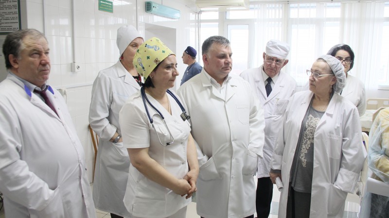 Ведущие врачи Санкт-Петербурга ознакомились  с работой Перинатального центра «Мама Патимат» и ДРКБ