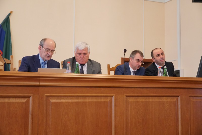 В Минздраве РД состоялось заседание коллегии - Файл 1
