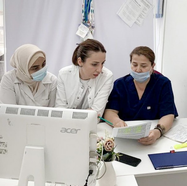 Врачи РЦОЗСиР провели онлайн-консультации для акушер-гинекологов в городах и районах Дагестана - Файл 1