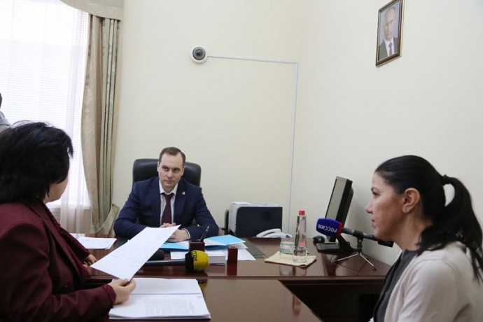 Прием граждан Председателем Правительства РД