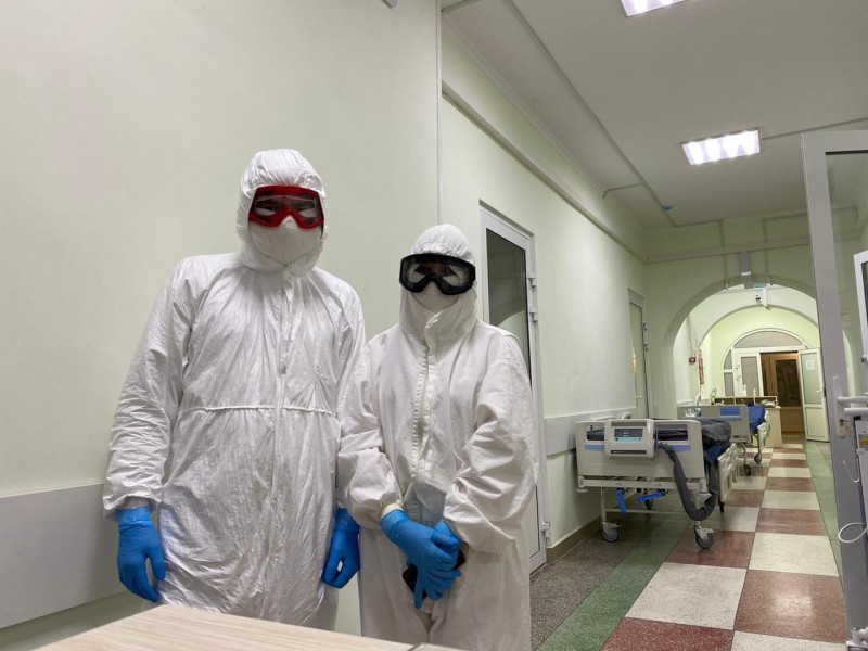 Медицинские работники получат дополнительные выплаты