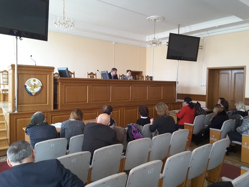 Танка Ибрагимов поблагодарил медиков за самоотверженный труд - Файл 2