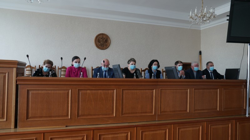 В Минздраве РД выбрали руководителей четырех медицинских организаций - Файл 1