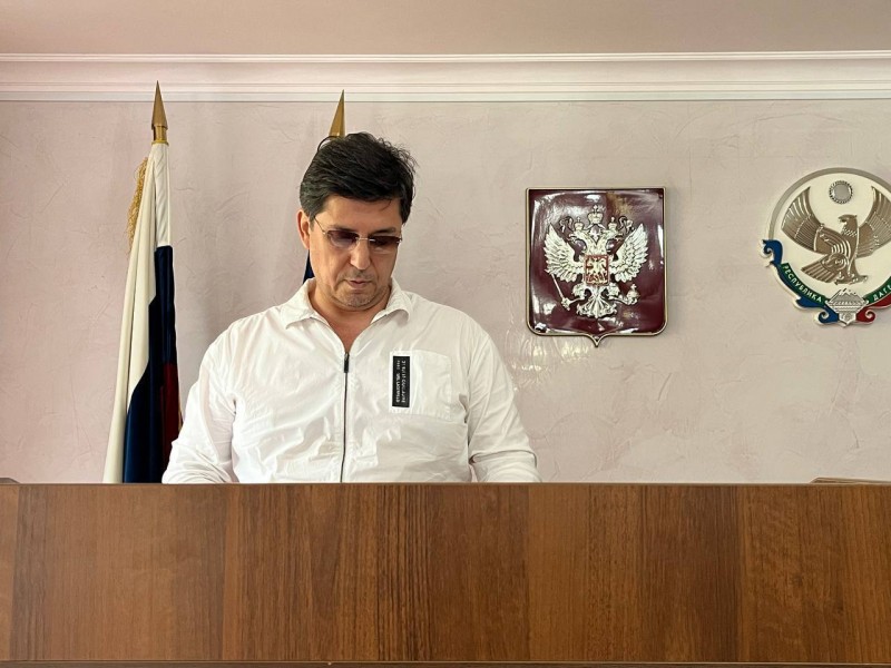 В Южно-Сухокумске представили нового главного врача Центральной городской больницы - Файл 2