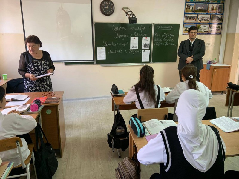 Замминистра здравоохранения РД Патхула Патхулаев сегодня принял участие в уроке «Разговоры о важном» - Файл 4