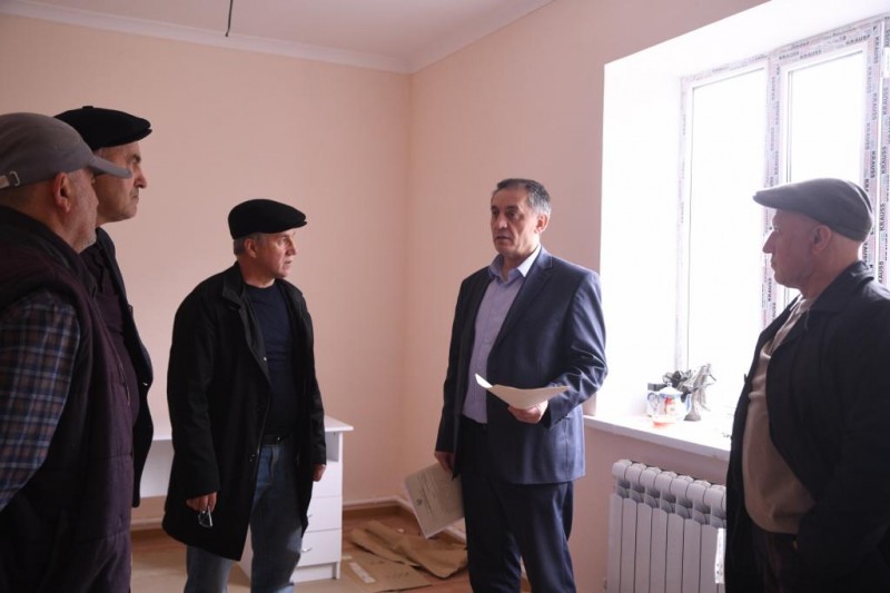 По поручению Сергея Меликова в селе Ассаб оперативно устранят недочеты при возведении ФАПа-долгостроя - Файл 5