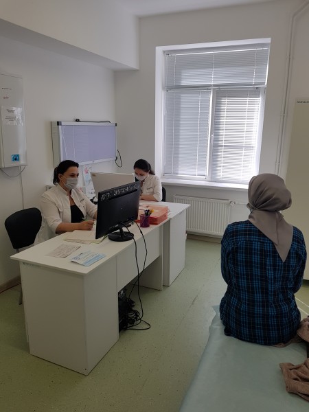 Почти 100 жительниц республики  проверились на рак молочной железы в рамках Дня открытых дверей в онкоцентре - Файл 3