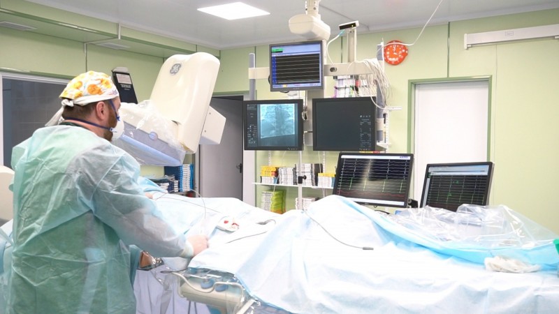 Уникальную операцию пациентке с нарушением ритма сердца провели дагестанские врачи - Файл 3