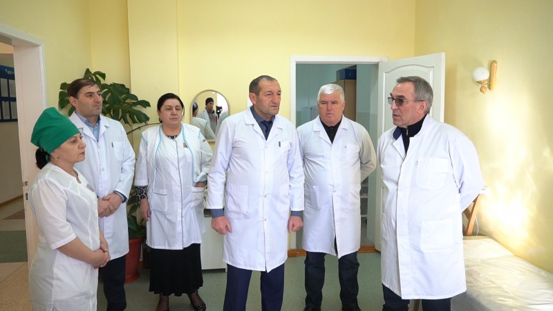 Министр здравоохранения Дагестана  ознакомился с работой Хунзахской и Ахвахской ЦРБ, а также посетил  больницу Хасавюрта