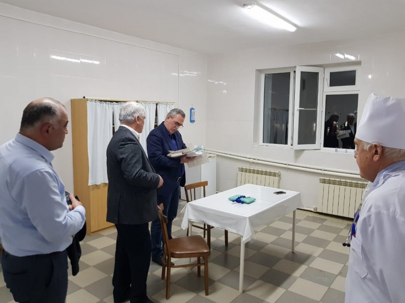 Джамалудин Гаджиибрагимов ознакомился с работой Карабудахкентской центральной районной больницы