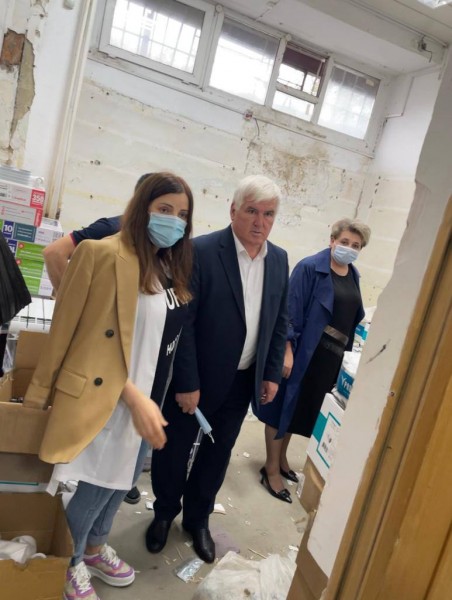 В поликлинике N9 Махачкалы проводится частичный капремонт - Файл 2