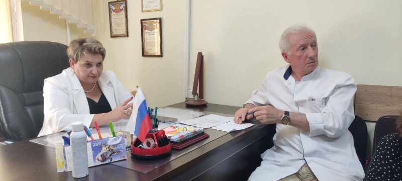 Министр здравоохранения РД Татьяна Беляева выехала в Республиканский психо-неврологический диспансер проверить условия лечения пациентов