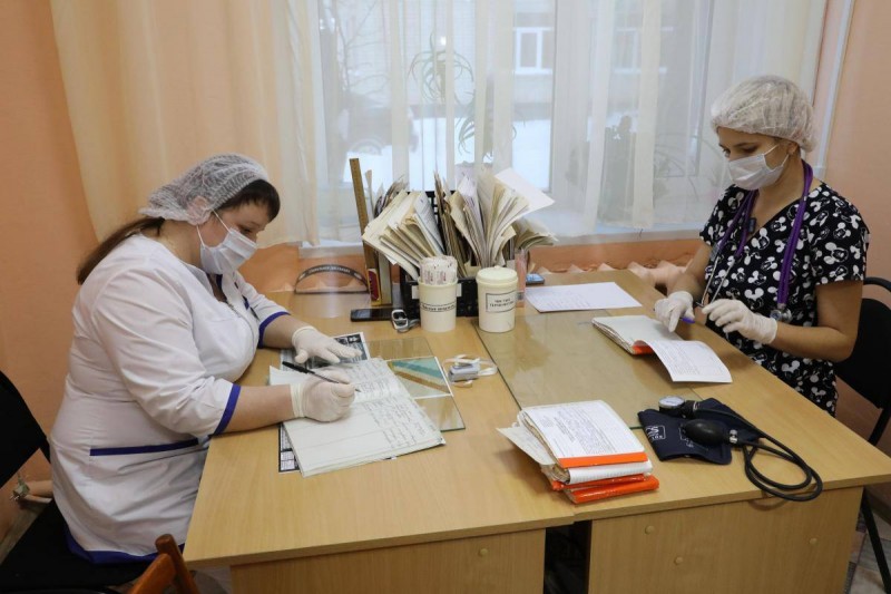 Уже 113 медработников отправились работать в села Дагестана в 2022 году