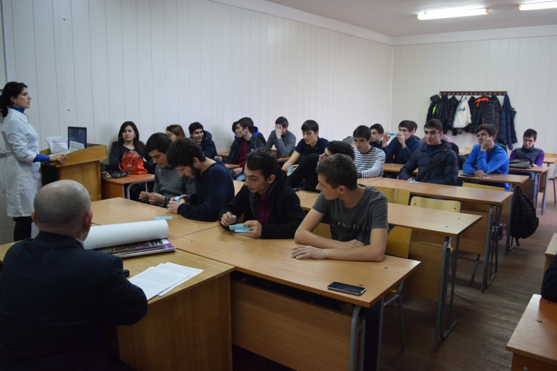 За неделю почти  800 человек  узнали свой ВИЧ-статус в рамках стартовавшей в Махачкале профилактической акции - Файл 1