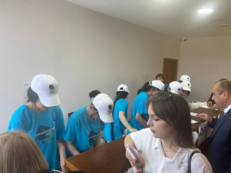 Сегодня в г.Каспийск проходит пленарное заседание форума здравоохранения «Каспий-2023. Открытый диалог о цифре». - Файл 3