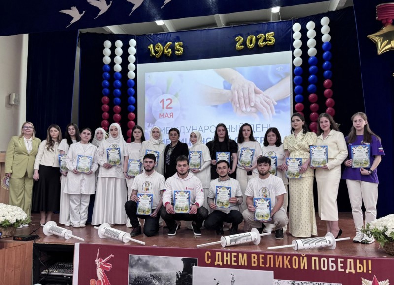 ДБМК им.Р.П.Аскерханова отпраздновали Всемирный день медицинской сестры - Файл 1