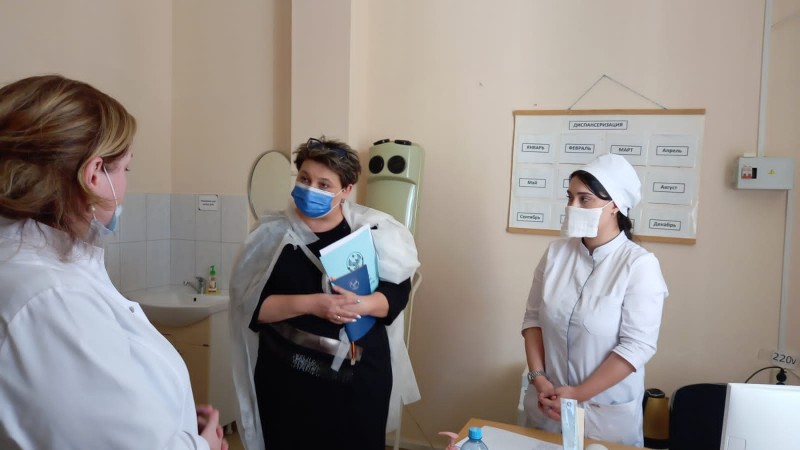 Министр здравоохранения с рабочим визитом посетила Каякентский и Кумторкалинский районы - Файл 2