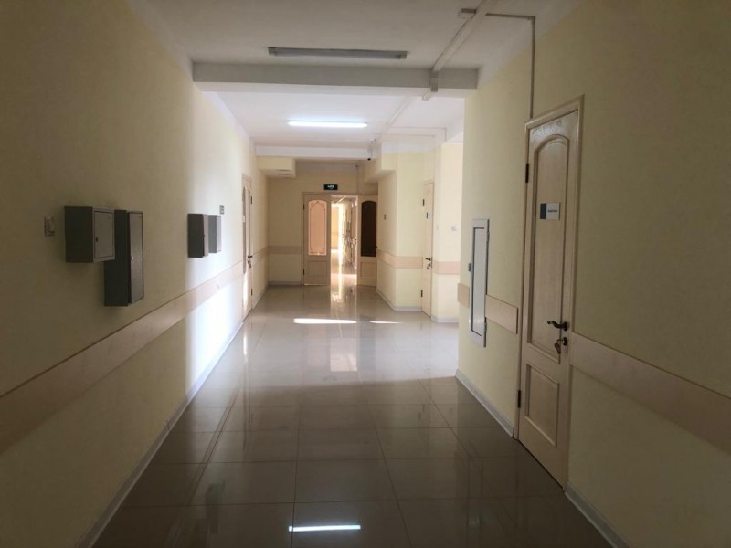 По последнему слову техники. Новую больницу с кабинетом МСКТ и центром диализа открыли в Карабудахкентском районе - Файл 3