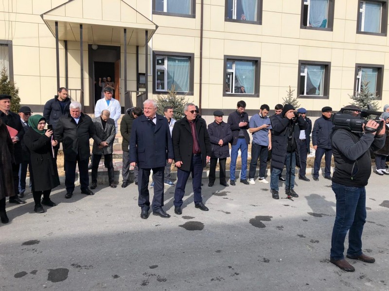 В Ботлихской ЦРБ заработал современный мультиспиральный компьютерный томограф - Файл 6